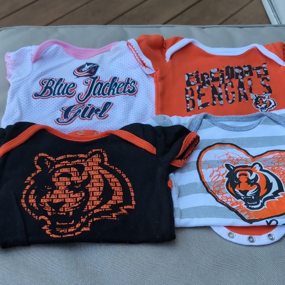 Ohio Sports Teams Onesies Set
